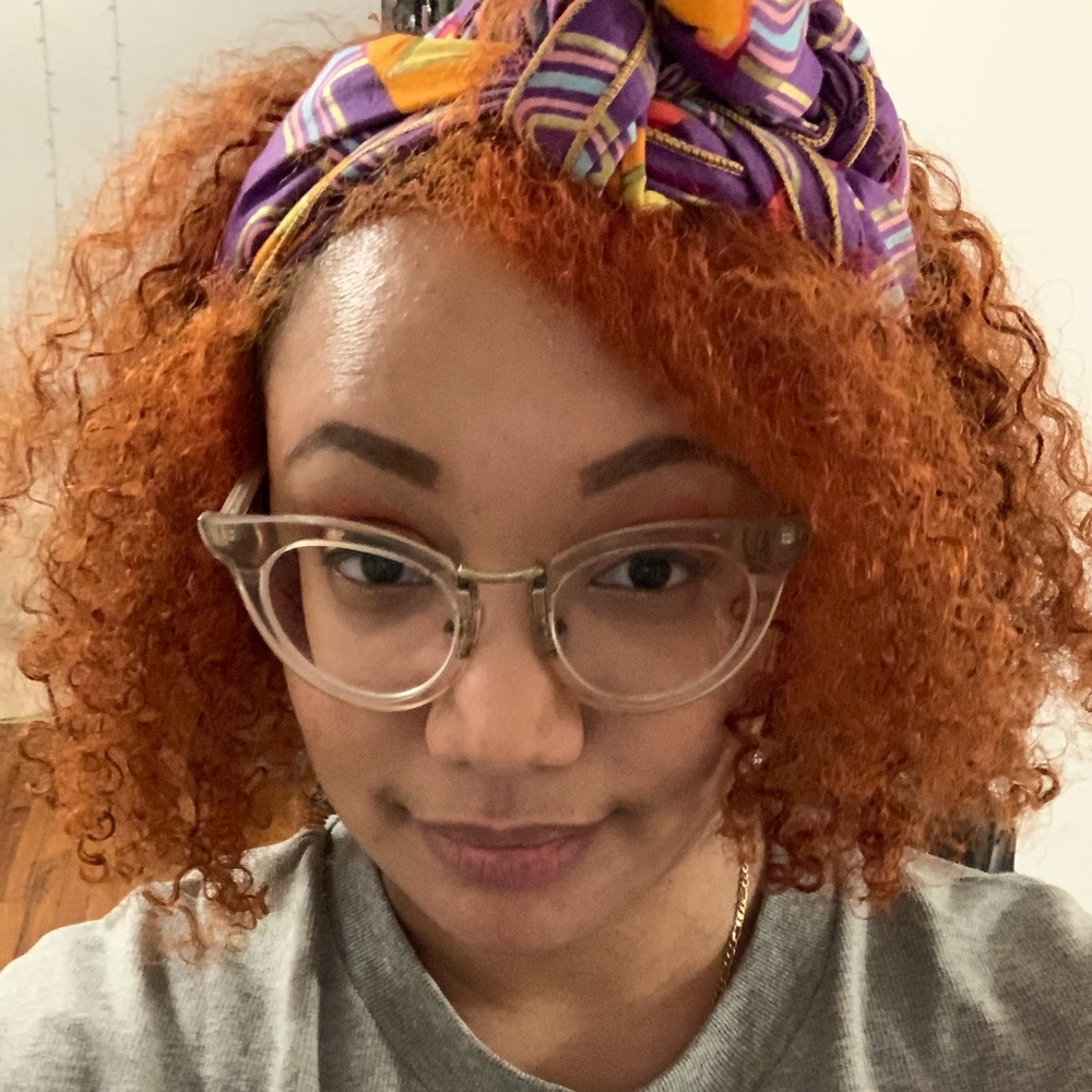 Meet your Posher, Ebony